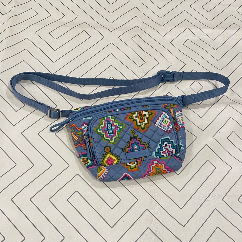 Vera Bradley Hip Bag - Picture 1 of 9